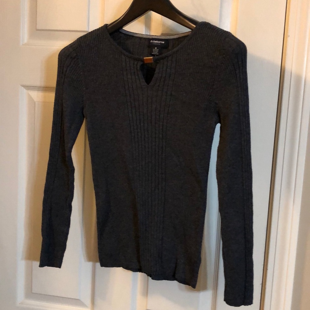 Fitted, keyhole sweater
